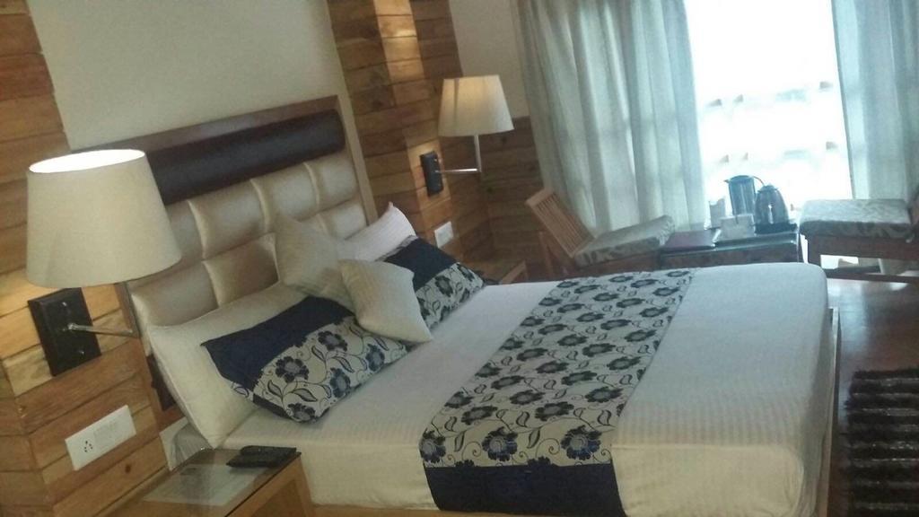 Swiss Wood Hotel Manāli Dış mekan fotoğraf