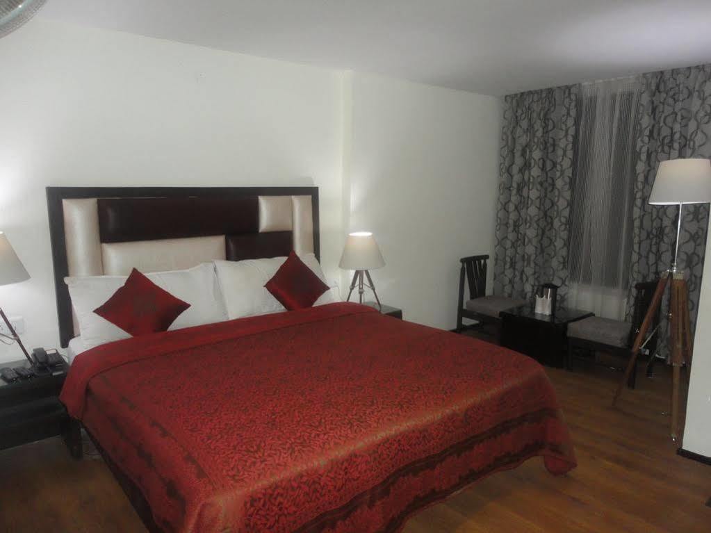 Swiss Wood Hotel Manāli Dış mekan fotoğraf